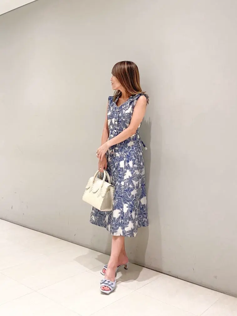 ORIGINATED IN GRACE CONTINENTAL yukimi yonee コーディネート画像