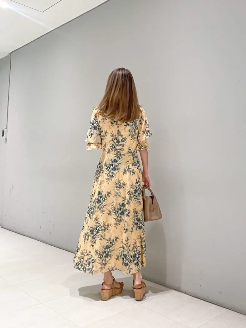 ORIGINATED IN GRACE CONTINENTAL yukimi yonee コーディネート画像