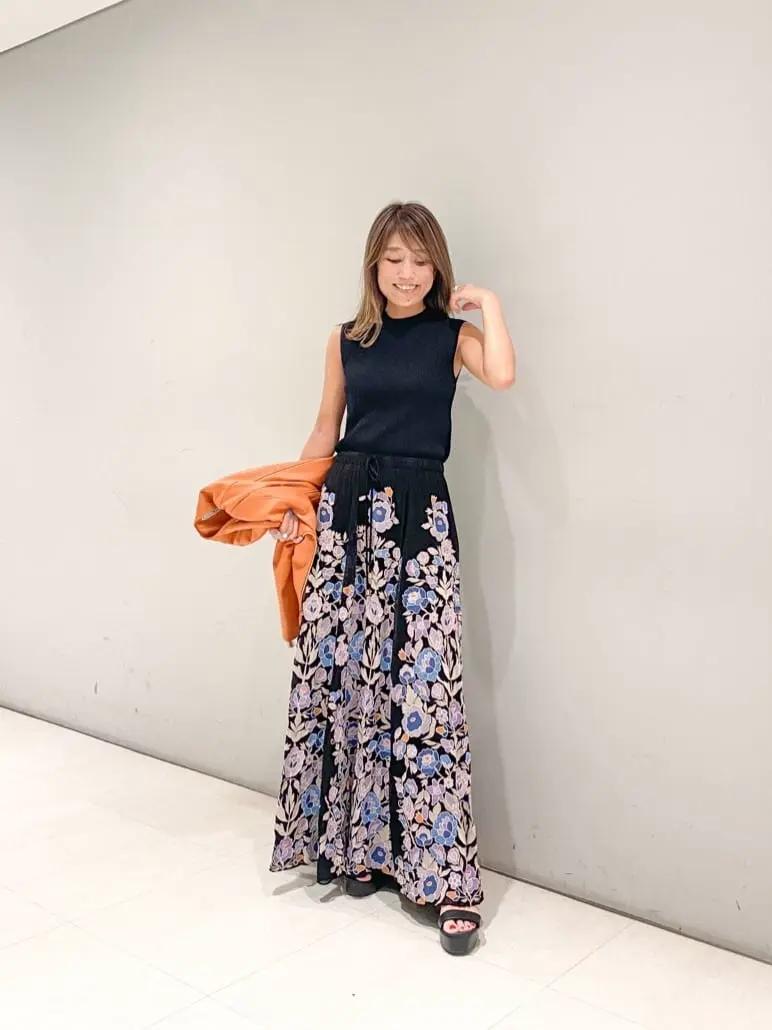 ORIGINATED IN GRACE CONTINENTAL yukimi yonee コーディネート画像