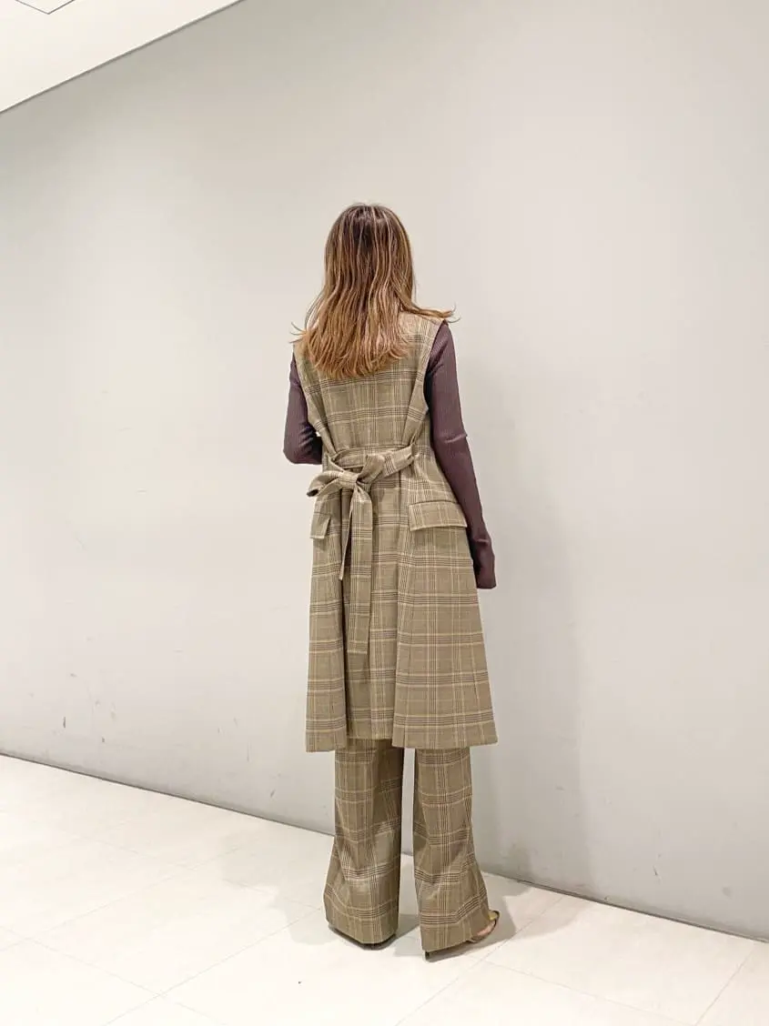 ORIGINATED IN GRACE CONTINENTAL yukimi yonee コーディネート画像