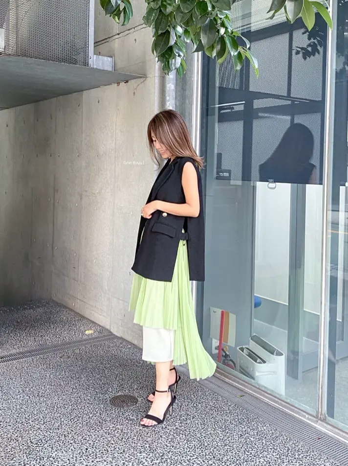 ORIGINATED IN GRACE CONTINENTAL yukimi yonee コーディネート画像