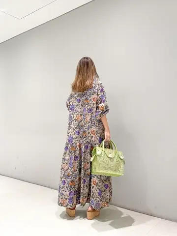 ORIGINATED IN GRACE CONTINENTAL yukimi yonee コーディネート画像