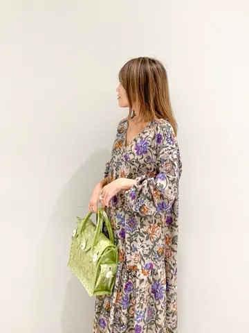 ORIGINATED IN GRACE CONTINENTAL yukimi yonee コーディネート画像