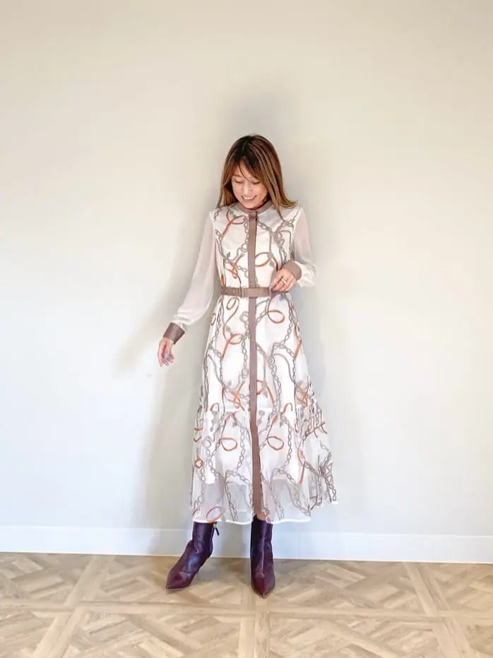 ORIGINATED IN GRACE CONTINENTAL yukimi yonee コーディネート画像