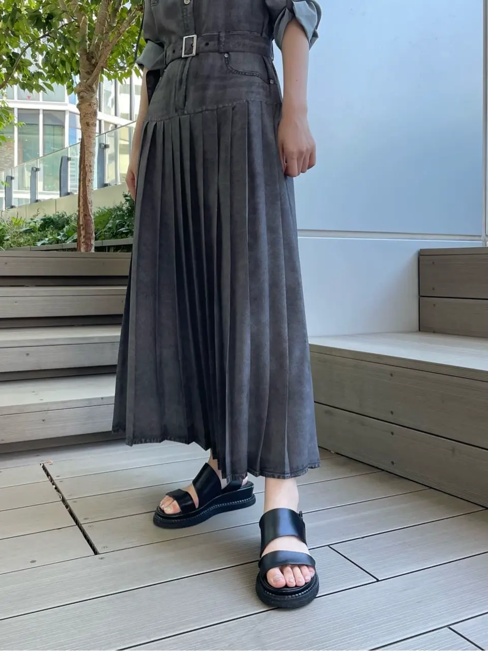 ORIGINATED IN GRACE CONTINENTAL 三浦　芙優 コーディネート画像