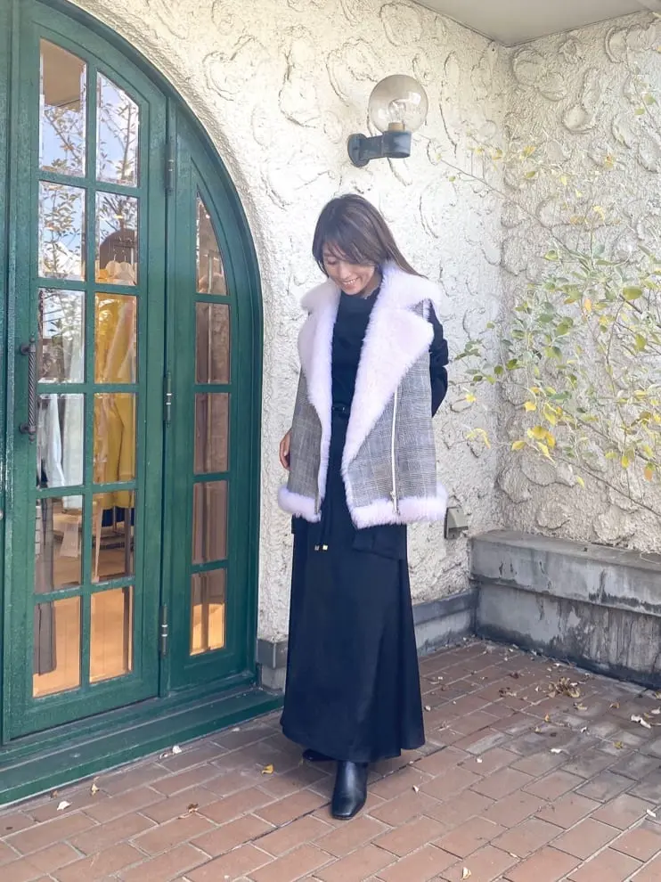 ORIGINATED IN GRACE CONTINENTAL yukimi yonee コーディネート画像