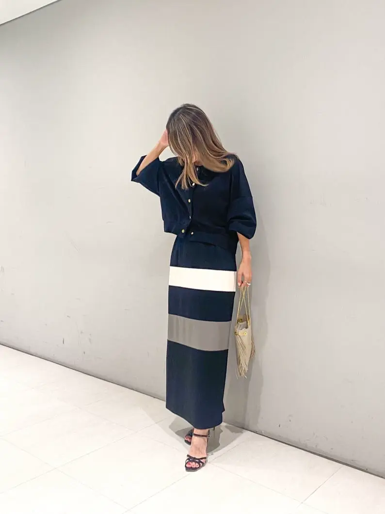 ORIGINATED IN GRACE CONTINENTAL yukimi yonee コーディネート画像