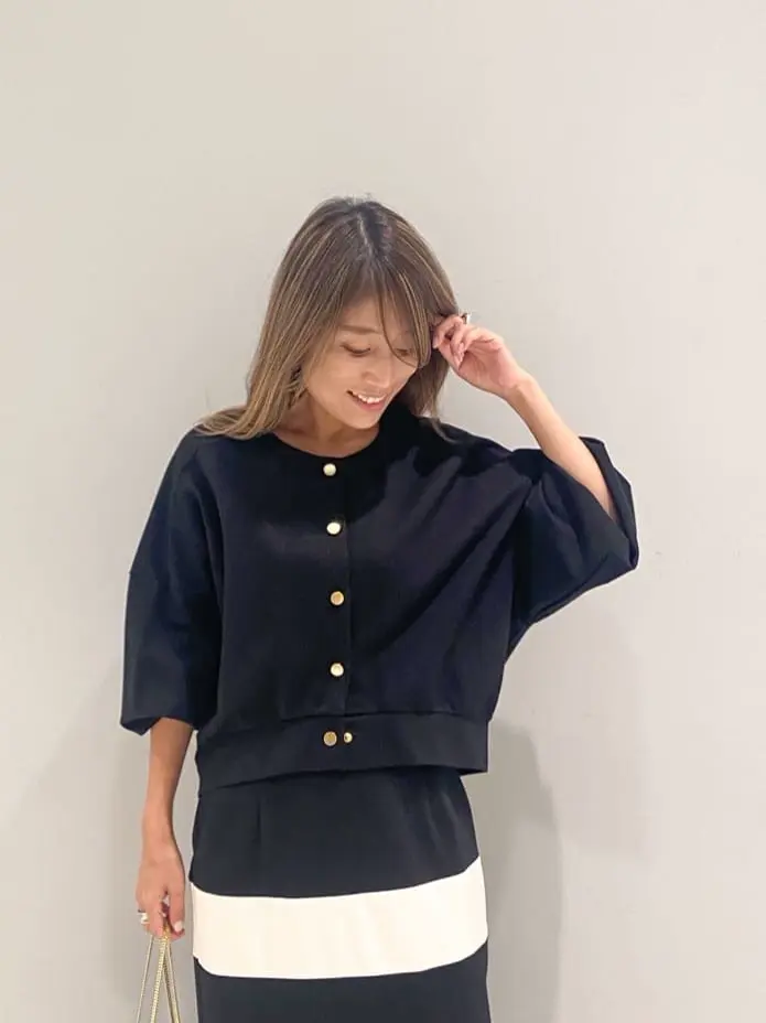 ORIGINATED IN GRACE CONTINENTAL yukimi yonee コーディネート画像