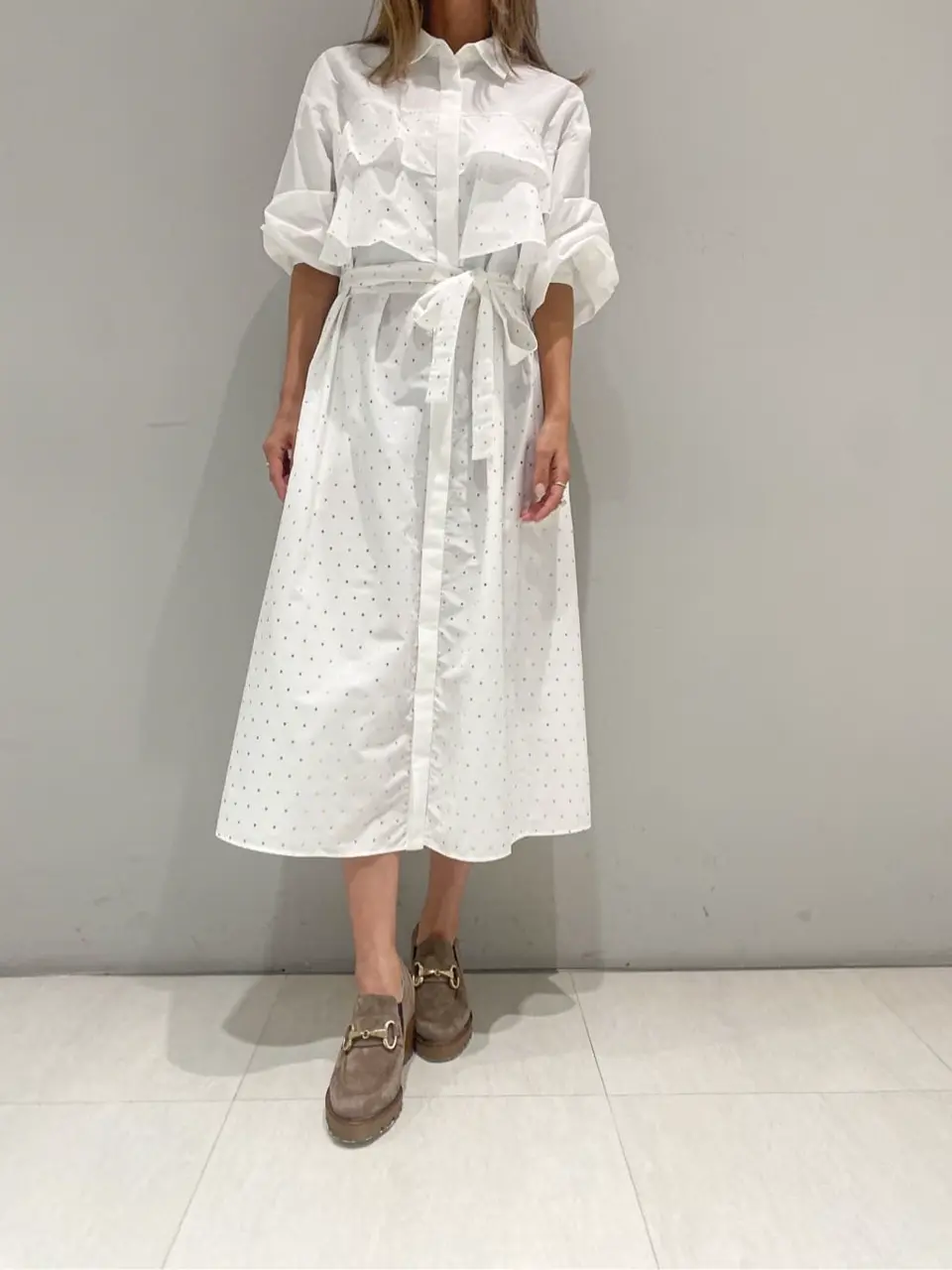 ORIGINATED IN GRACE CONTINENTAL yukimi yonee コーディネート画像