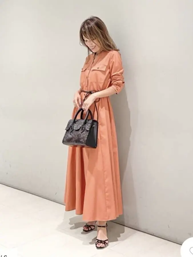 ORIGINATED IN GRACE CONTINENTAL yukimi yonee コーディネート画像