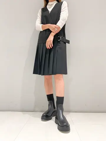 ORIGINATED IN GRACE CONTINENTAL yukimi yonee コーディネート画像