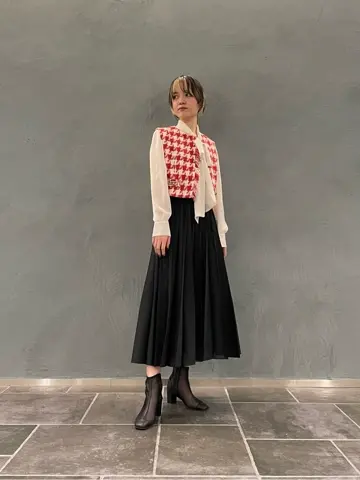 ORIGINATED IN GRACE CONTINENTAL 三浦　芙優 コーディネート画像