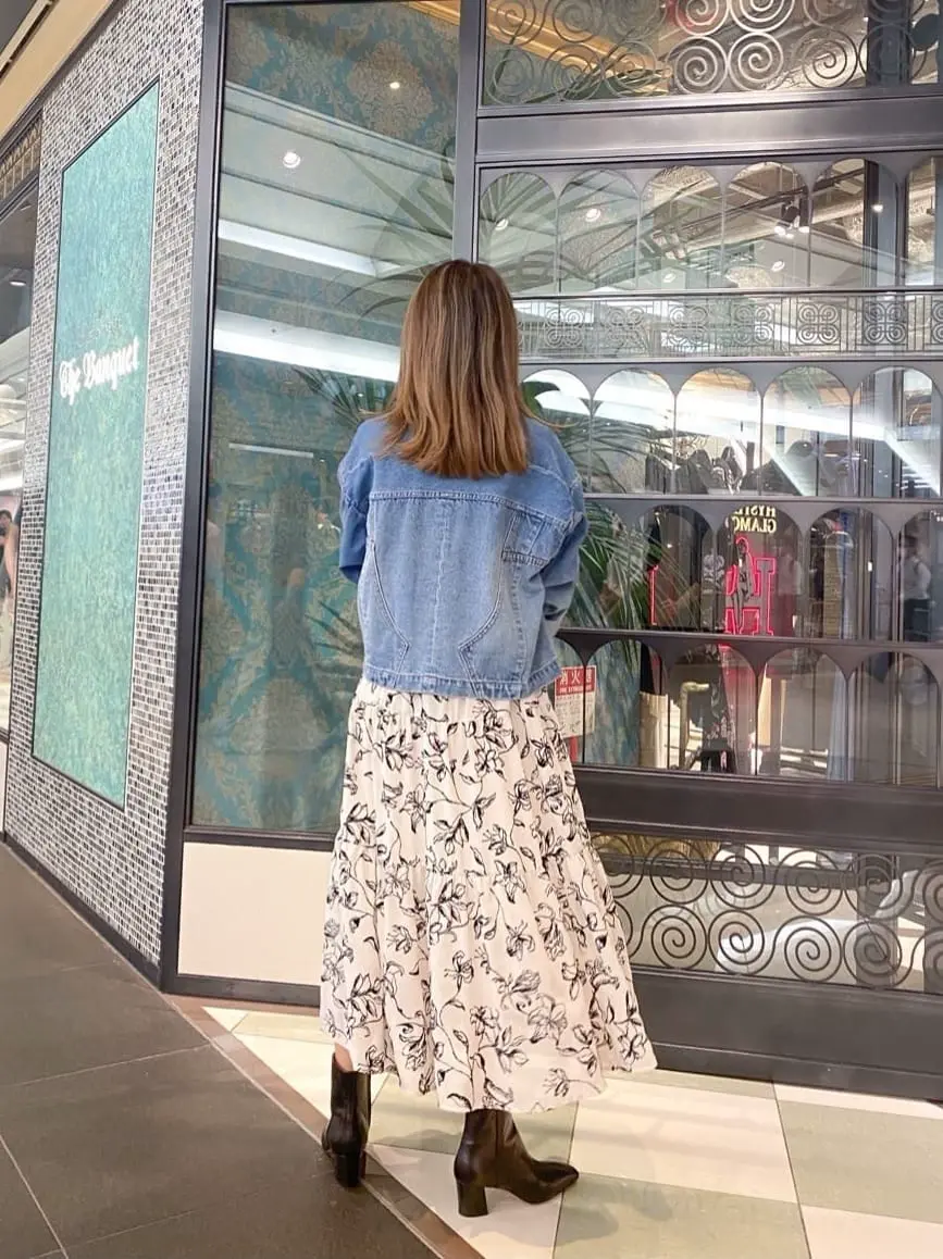 ORIGINATED IN GRACE CONTINENTAL yukimi yonee コーディネート画像