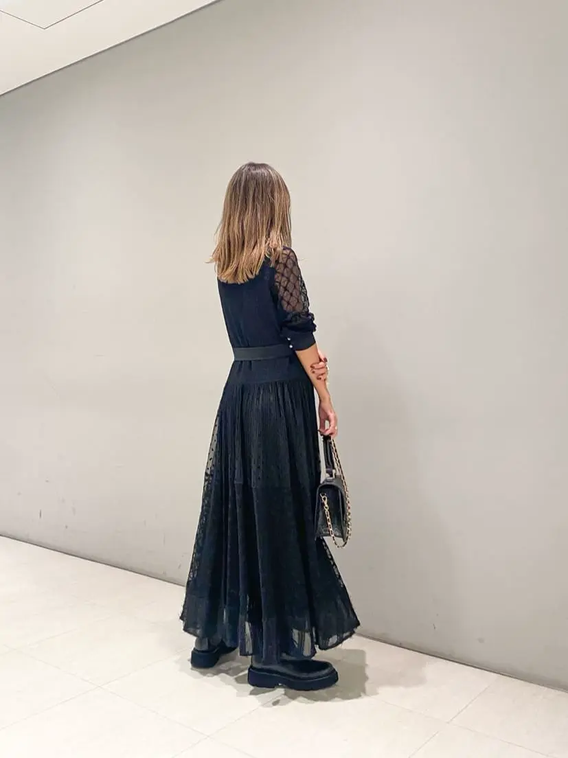 ORIGINATED IN GRACE CONTINENTAL yukimi yonee コーディネート画像