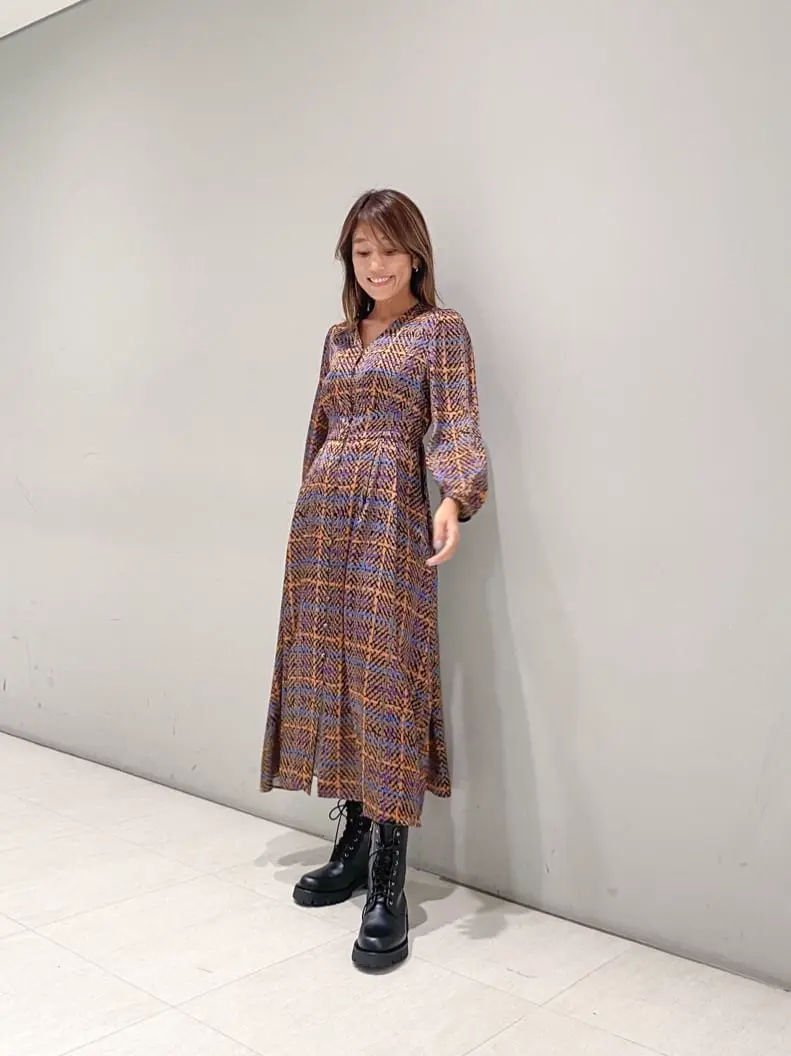 ORIGINATED IN GRACE CONTINENTAL yukimi yonee コーディネート画像