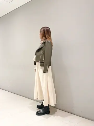 ORIGINATED IN GRACE CONTINENTAL yukimi yonee コーディネート画像