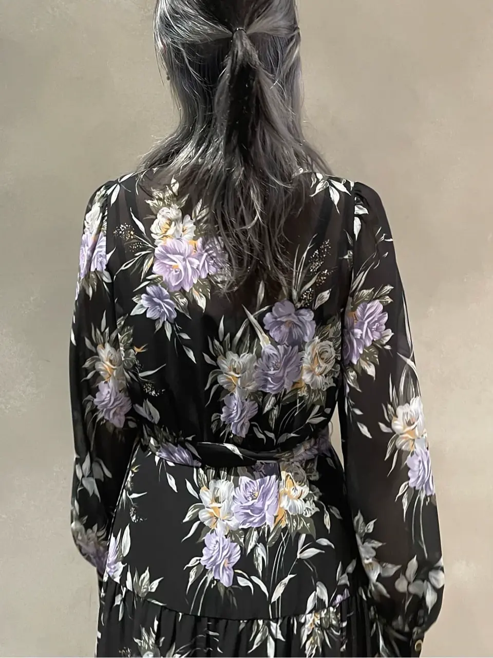 ORIGINATED IN GRACE CONTINENTAL 三浦　芙優 コーディネート画像