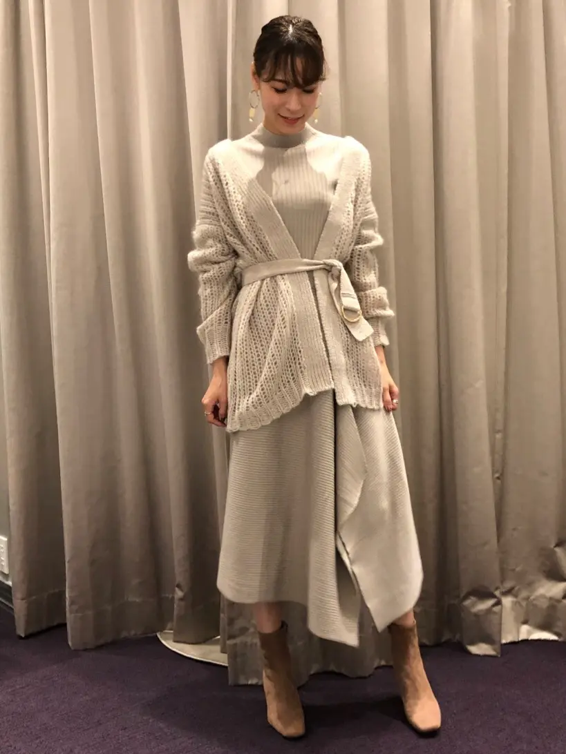 ORIGINATED IN GRACE CONTINENTAL 亀田 未希 コーディネート画像