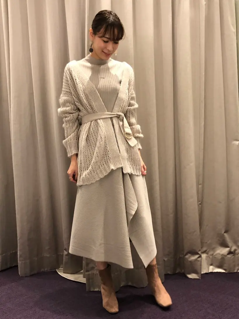 ORIGINATED IN GRACE CONTINENTAL 亀田 未希 コーディネート画像