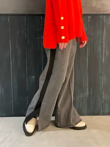 ORIGINATED IN GRACE CONTINENTAL 三浦　芙優 コーディネート画像