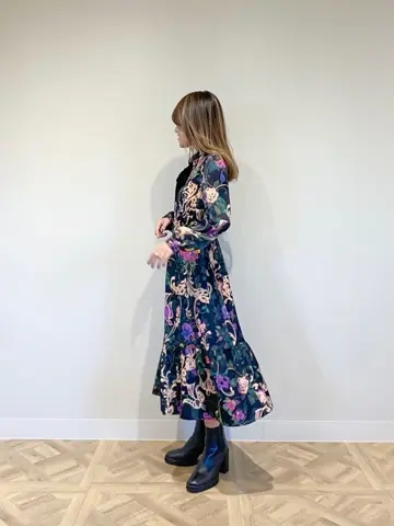 ORIGINATED IN GRACE CONTINENTAL yukimi yonee コーディネート画像