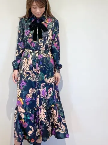 ORIGINATED IN GRACE CONTINENTAL yukimi yonee コーディネート画像