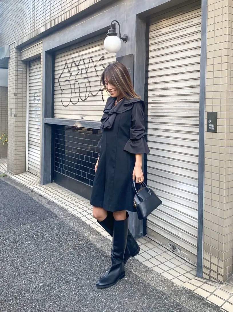 ORIGINATED IN GRACE CONTINENTAL yukimi yonee コーディネート画像