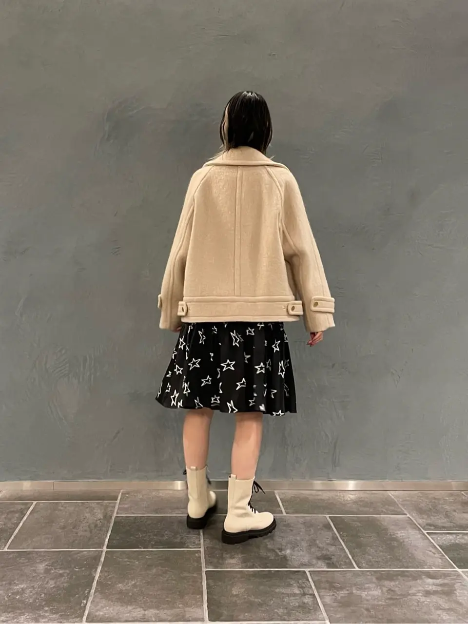 ORIGINATED IN GRACE CONTINENTAL 三浦　芙優 コーディネート画像