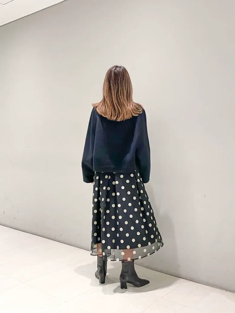 ORIGINATED IN GRACE CONTINENTAL yukimi yonee コーディネート画像