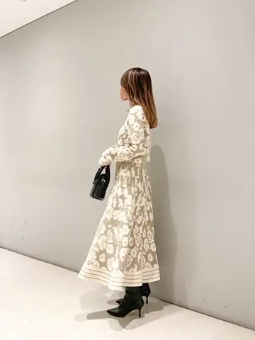 ORIGINATED IN GRACE CONTINENTAL yukimi yonee コーディネート画像