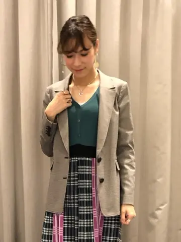 ORIGINATED IN GRACE CONTINENTAL 亀田 未希 コーディネート画像