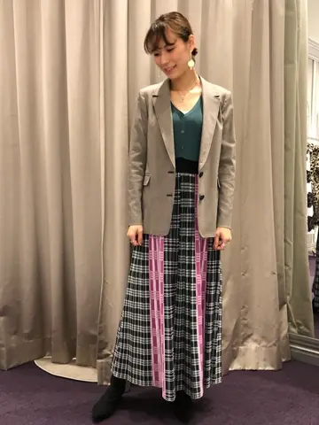 ORIGINATED IN GRACE CONTINENTAL 亀田 未希 コーディネート画像