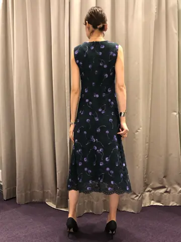 ORIGINATED IN GRACE CONTINENTAL 亀田 未希 コーディネート画像