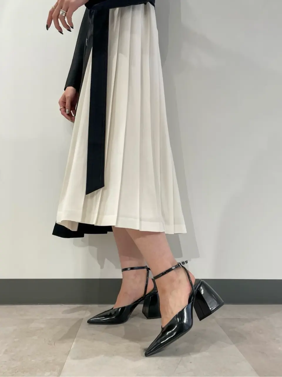 ORIGINATED IN GRACE CONTINENTAL Yuuki NOZAWA コーディネート画像