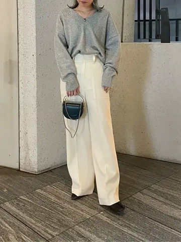 ORIGINATED IN GRACE CONTINENTAL 三浦　芙優 コーディネート画像