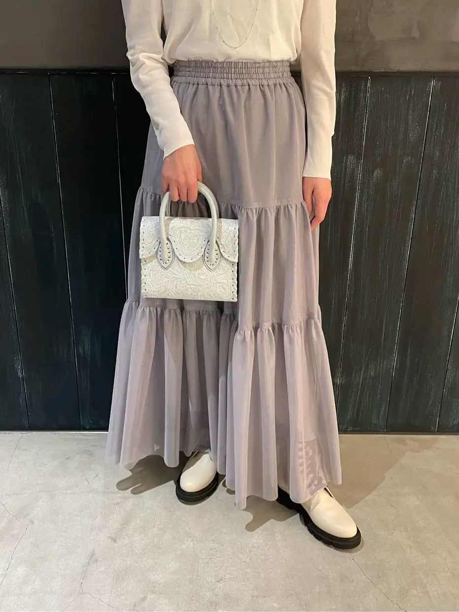 ORIGINATED IN GRACE CONTINENTAL 三浦　芙優 コーディネート画像