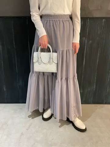 ORIGINATED IN GRACE CONTINENTAL 三浦　芙優 コーディネート画像