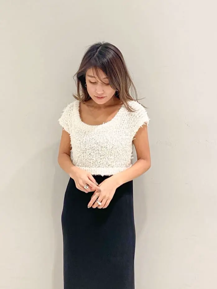 ORIGINATED IN GRACE CONTINENTAL yukimi yonee コーディネート画像