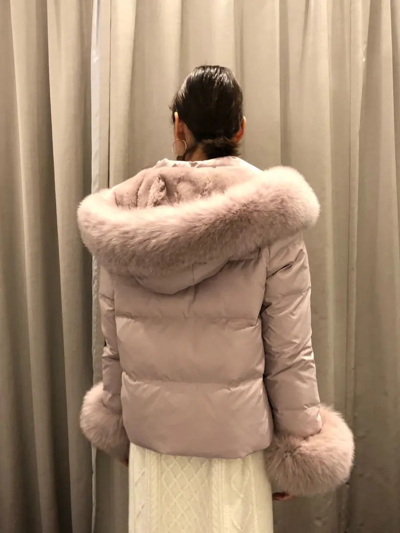 ORIGINATED IN GRACE CONTINENTAL 亀田 未希 コーディネート画像