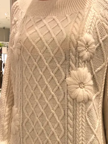 ORIGINATED IN GRACE CONTINENTAL 亀田 未希 コーディネート画像