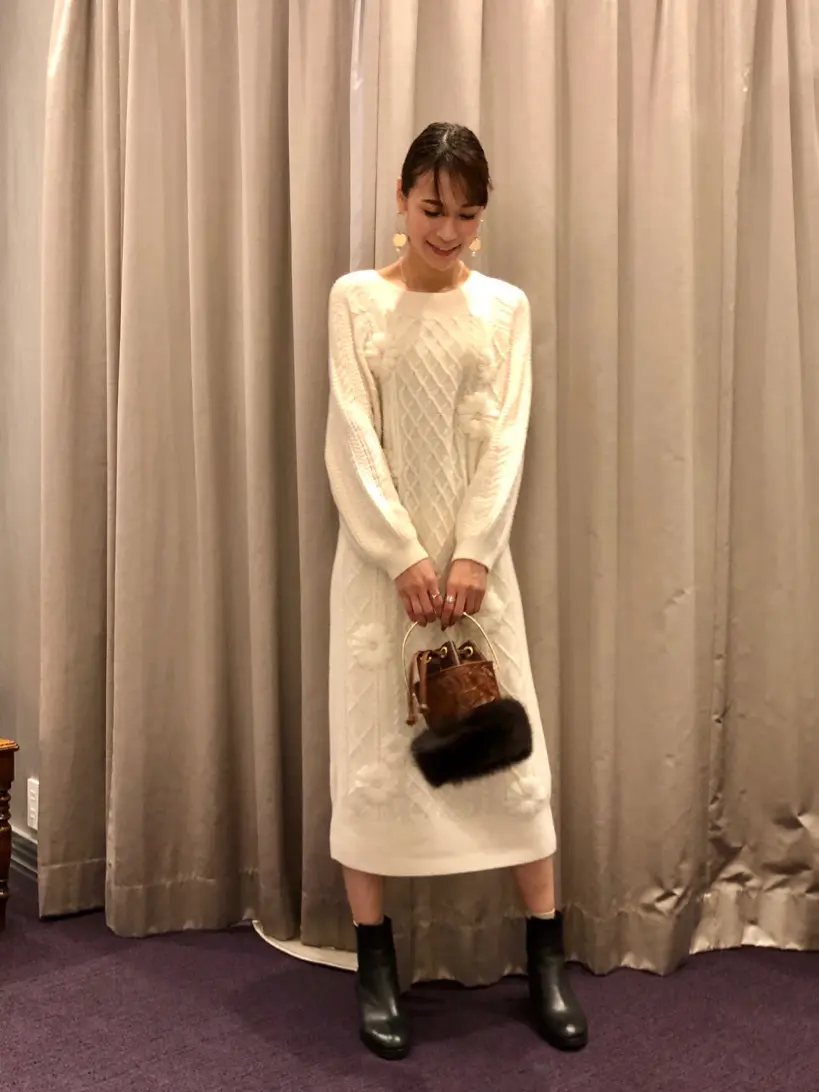 ORIGINATED IN GRACE CONTINENTAL 亀田 未希 コーディネート画像