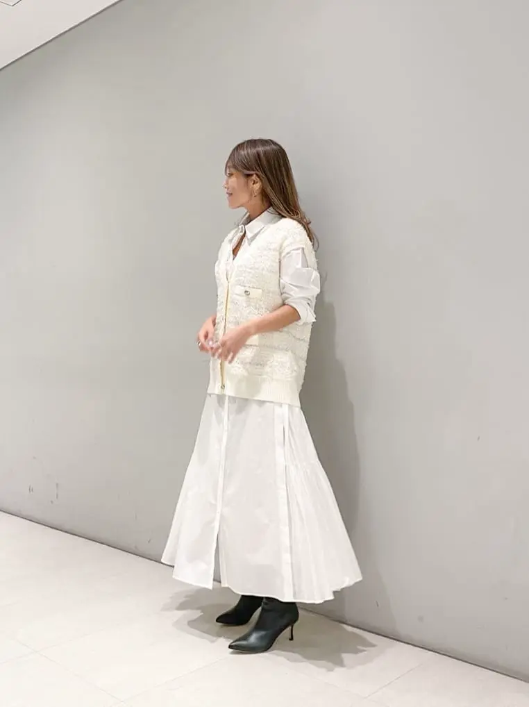 ORIGINATED IN GRACE CONTINENTAL yukimi yonee コーディネート画像