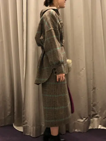 ORIGINATED IN GRACE CONTINENTAL 亀田 未希 コーディネート画像