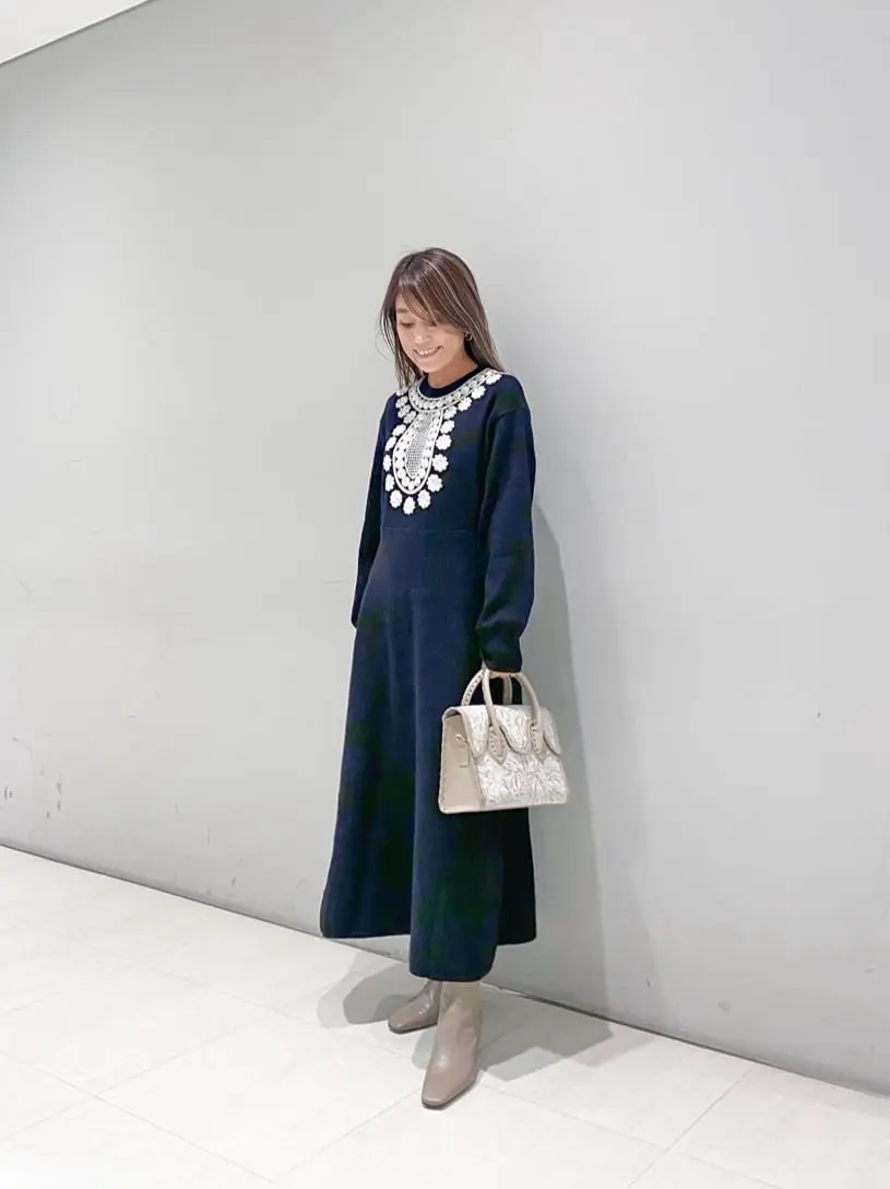 ORIGINATED IN GRACE CONTINENTAL yukimi yonee コーディネート画像