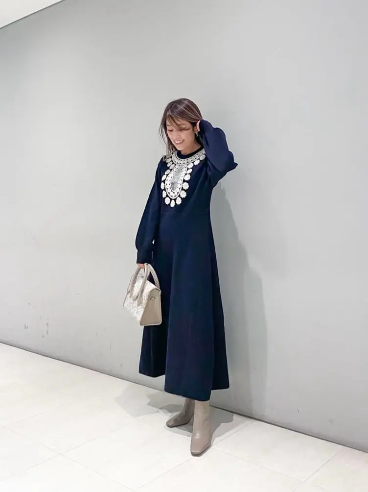 ORIGINATED IN GRACE CONTINENTAL yukimi yonee コーディネート画像