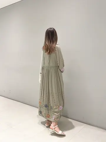 ORIGINATED IN GRACE CONTINENTAL yukimi yonee コーディネート画像