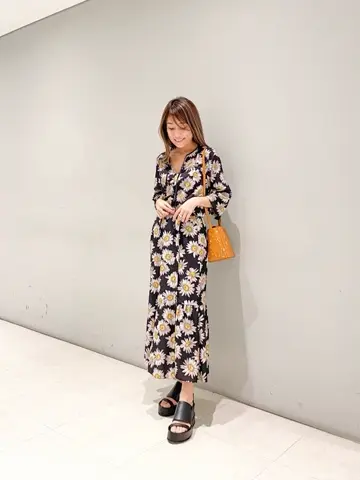 ORIGINATED IN GRACE CONTINENTAL yukimi yonee コーディネート画像