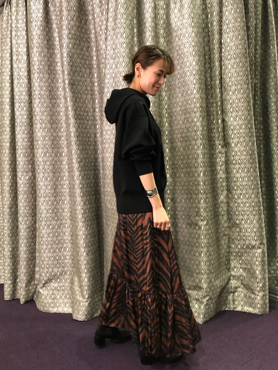 ORIGINATED IN GRACE CONTINENTAL 亀田 未希 コーディネート画像