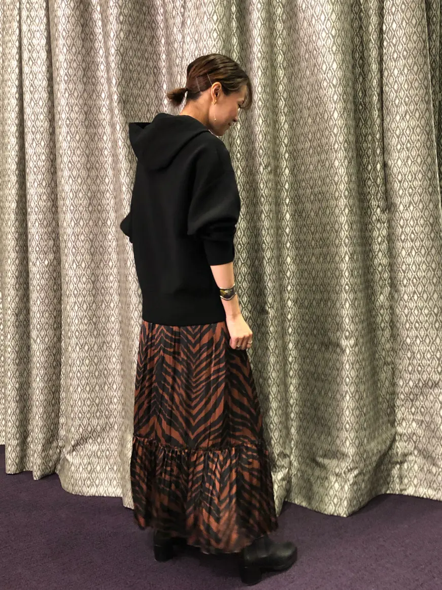 ORIGINATED IN GRACE CONTINENTAL 亀田 未希 コーディネート画像