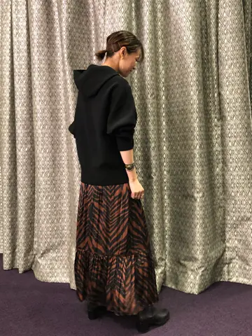 ORIGINATED IN GRACE CONTINENTAL 亀田 未希 コーディネート画像